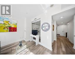 401 - 32 Davenport Road, Toronto, ON M5R0B5 Photo 9