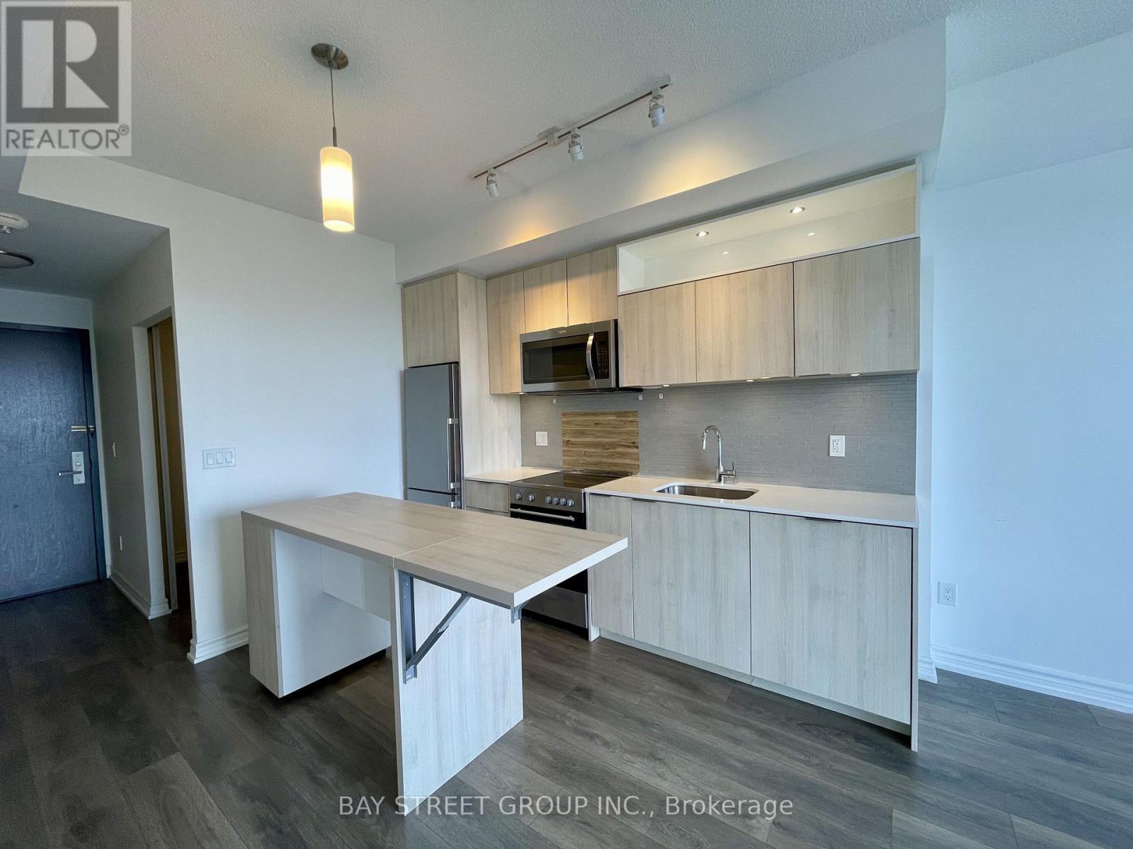 #1104 50 FOREST MANOR ROAD - 4