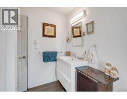 426 & 426a Buller St, Ladysmith, BC V9G1T4 Photo 32