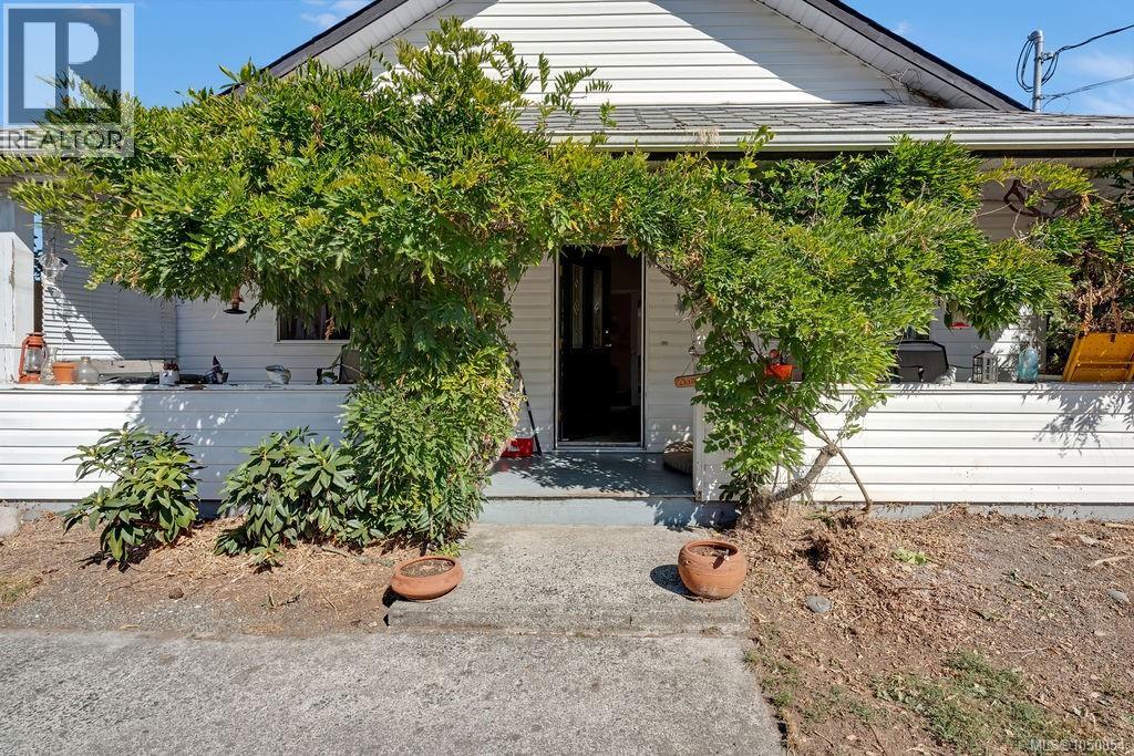 275 Bayview Ave - Image 49