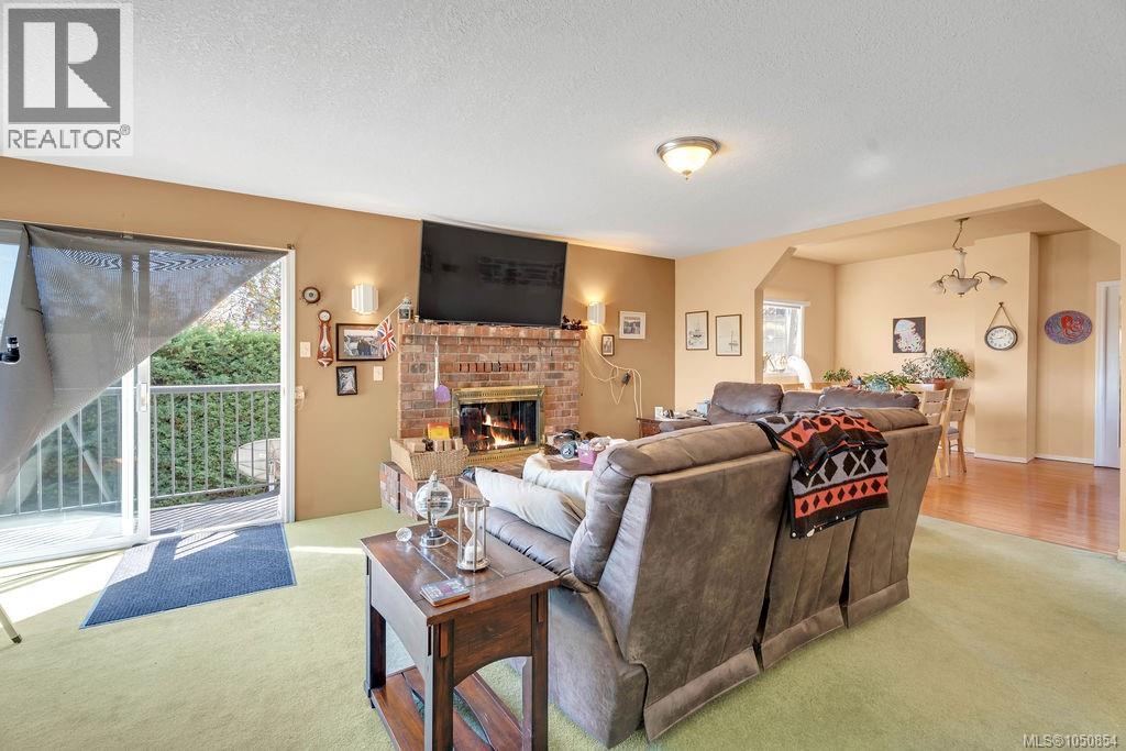 275 Bayview Ave - Image 73