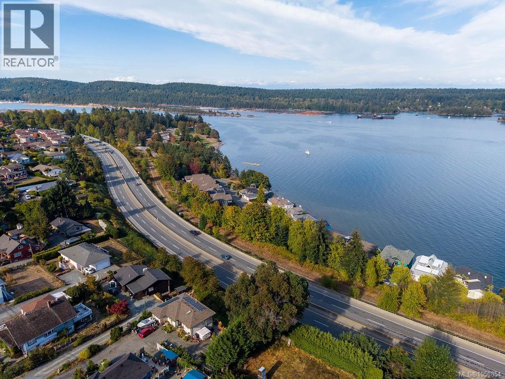 275 Bayview Ave - 93