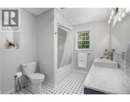 19 Doyle Street, Nackawic, NB E6G1E4 Photo 32