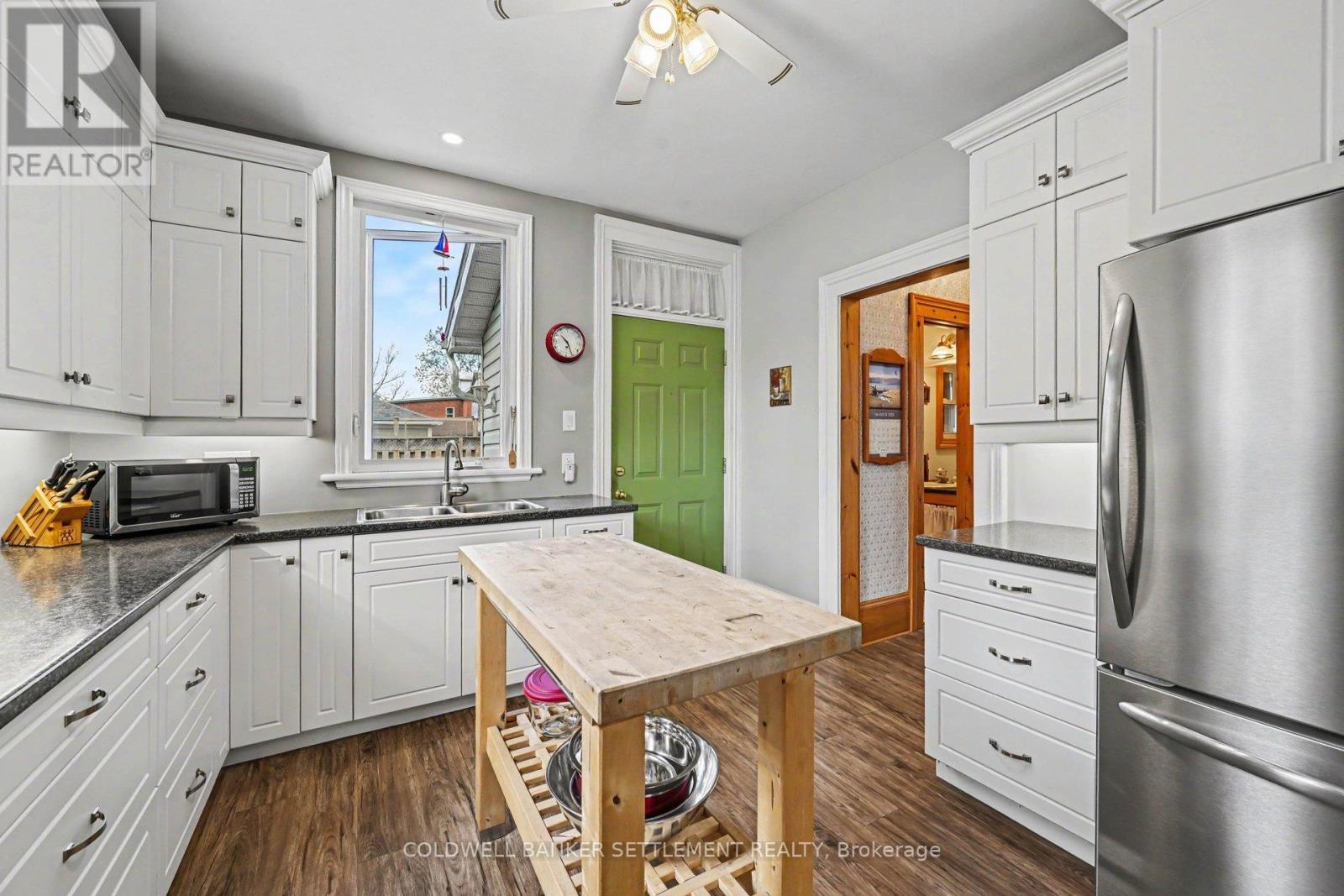 56 DRUMMOND STREET E - 10