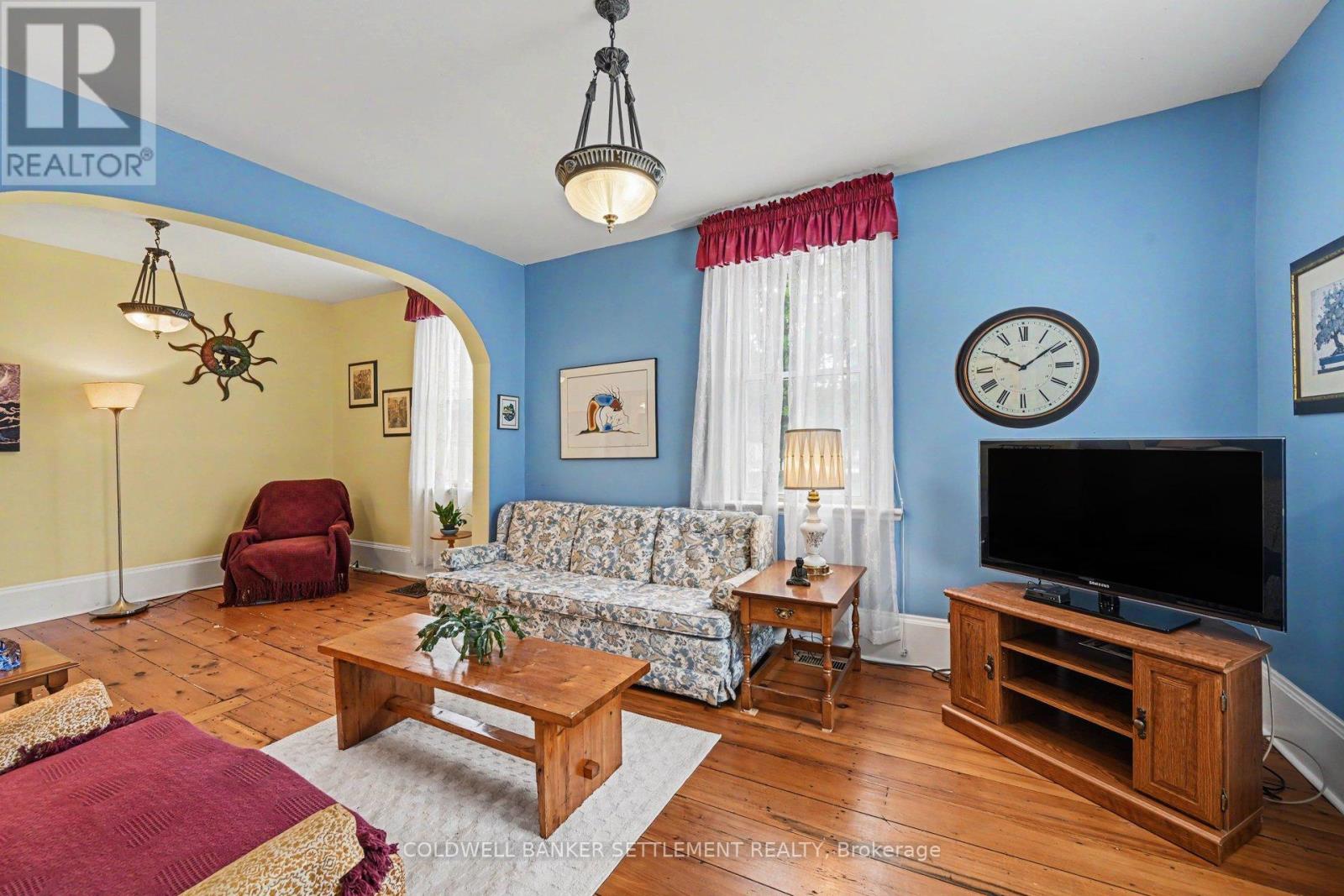 56 DRUMMOND STREET E - 12