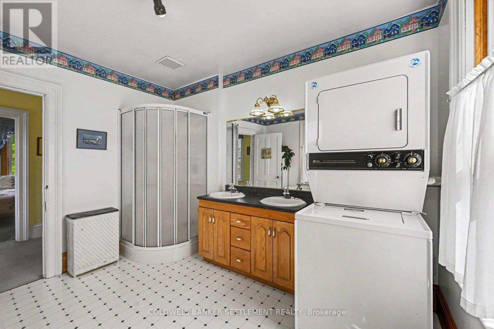 56 DRUMMOND STREET E - 23