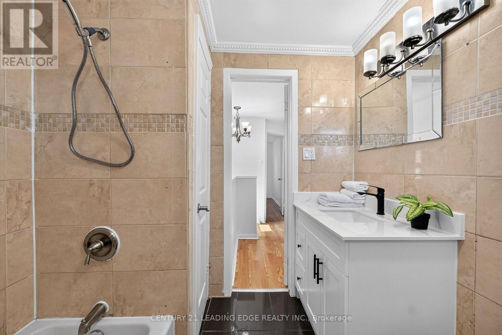 78 SOUTH EDGELY AVENUE - 32