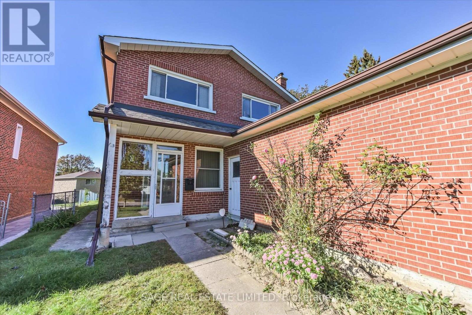 34 CRAKETTS AVENUE - 3