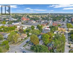 687 Assumption Street, Windsor, ON N8A3B5 Photo 24