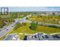 207 - 10 Dunsheath Way, Markham, ON L6B1N3 Photo 37