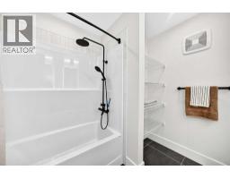 246 Greystone Boulevard, Cochrane, AB T4C3P2 Photo 20