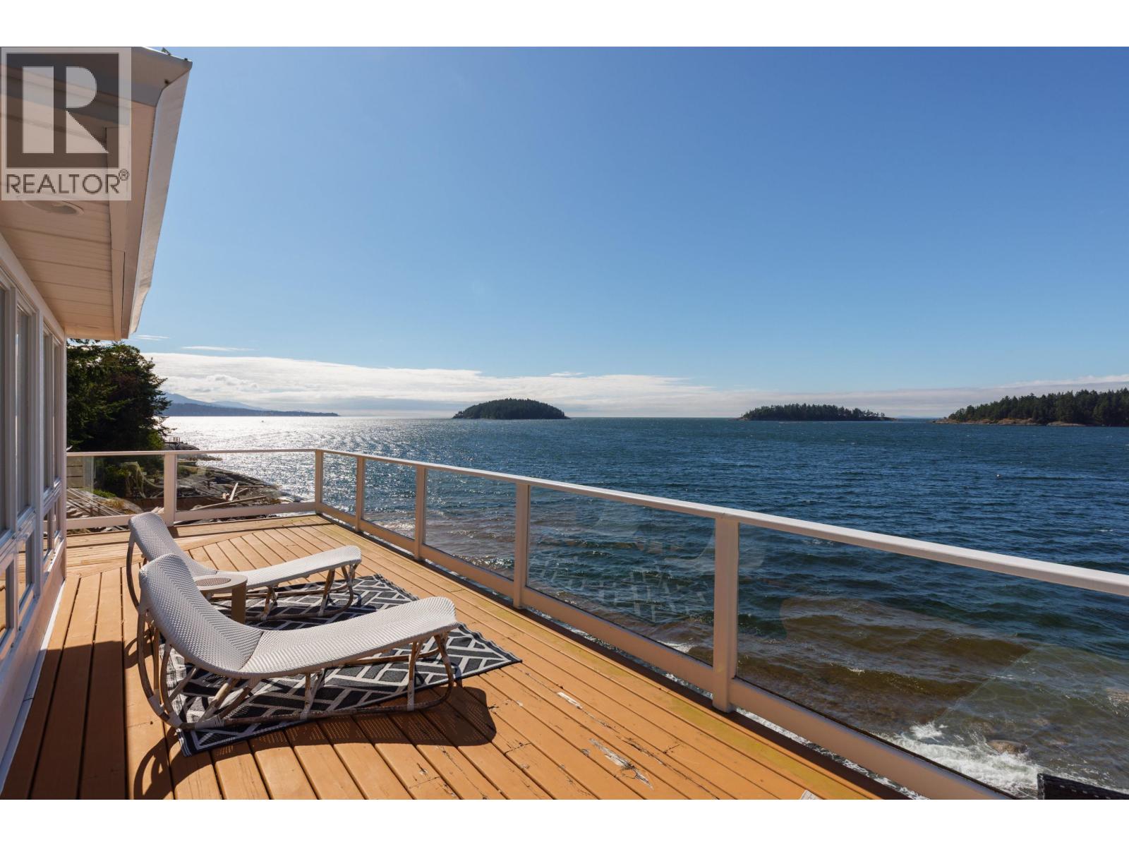 6655 SUNSHINE COAST HIGHWAY