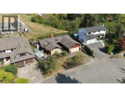 12461 Meadow Brook Place, Maple Ridge, BC V4R2H6 Photo 22