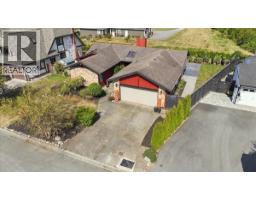 12461 Meadow Brook Place, Maple Ridge, BC V4R2H6 Photo 23
