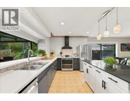 12461 Meadow Brook Place, Maple Ridge, BC V4R2H6 Photo 7