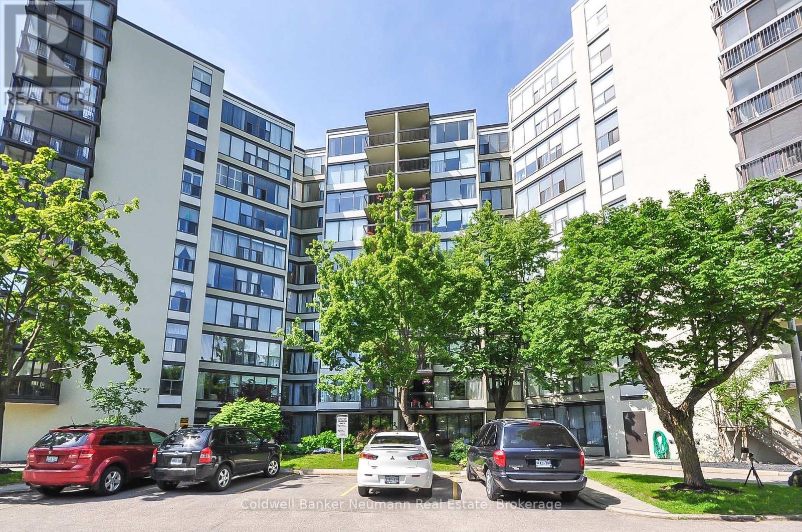 305 - 23 WOODLAWN ROAD E, Guelph (Riverside Park)
