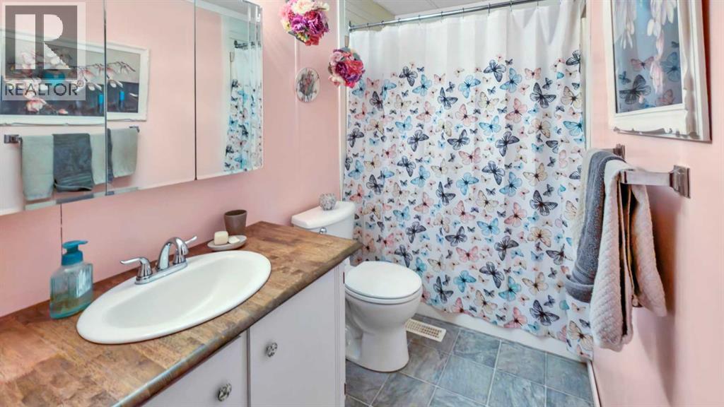 Listing photo – 4415 62 Street, Rocky Mountain House