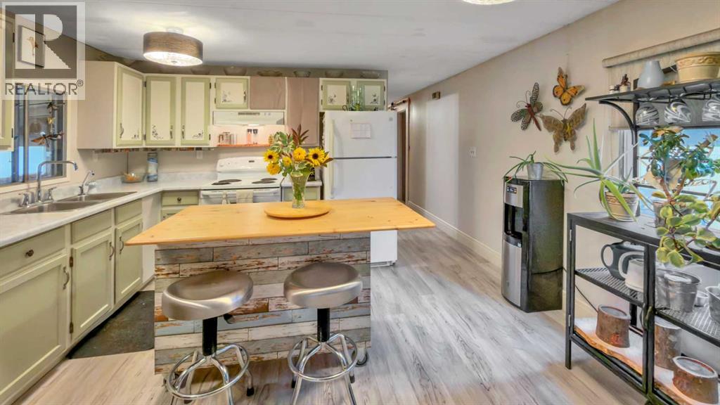 Listing photo – 4415 62 Street, Rocky Mountain House