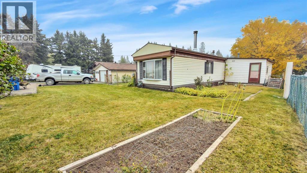 Listing photo – 4415 62 Street, Rocky Mountain House