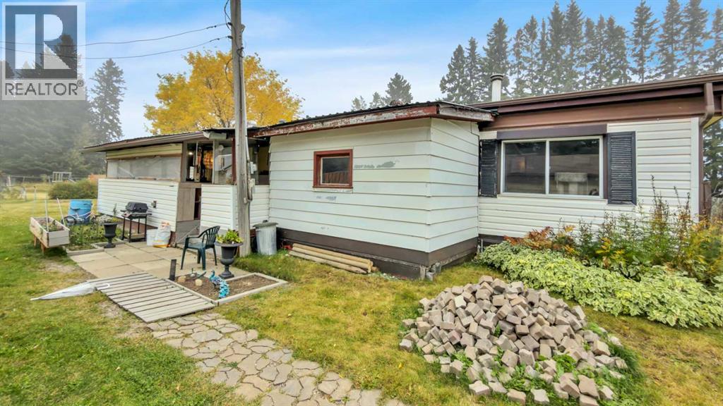 Listing photo – 4415 62 Street, Rocky Mountain House
