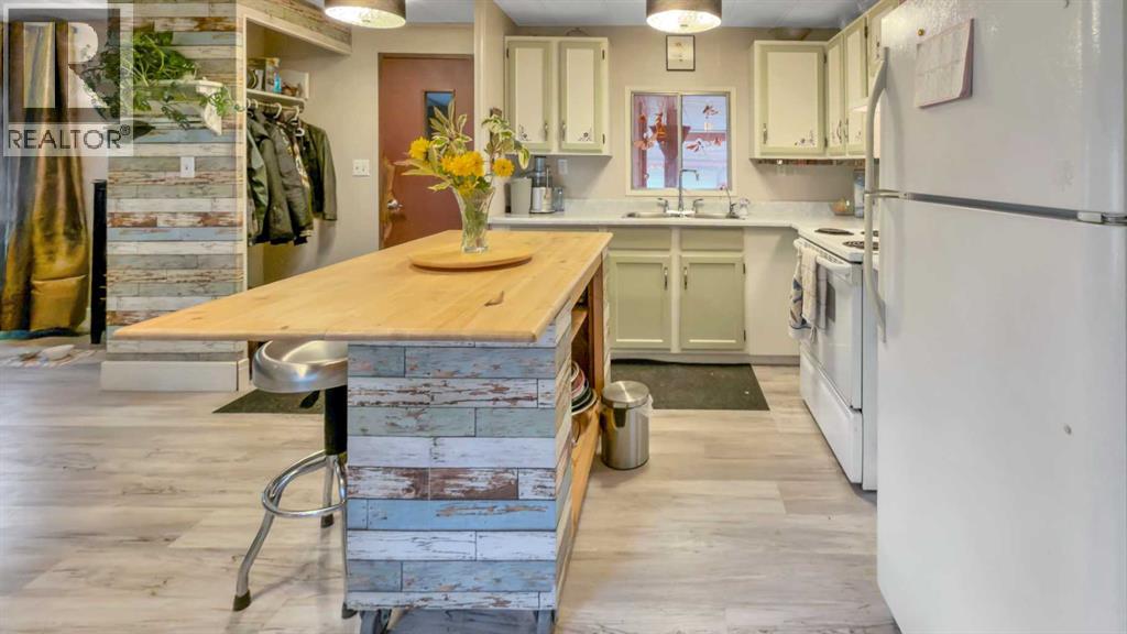 Listing photo – 4415 62 Street, Rocky Mountain House