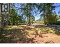 8998 Clarkson Ave, Black Creek, BC V9J1B2 Photo 16