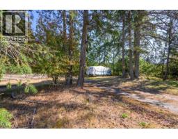 8998 Clarkson Ave, Black Creek, BC V9J1B2 Photo 17