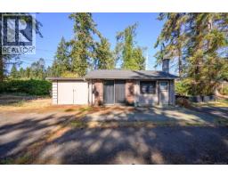 8998 Clarkson Ave, Black Creek, BC V9J1B2 Photo 18