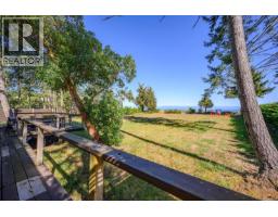 8998 Clarkson Ave, Black Creek, BC V9J1B2 Photo 25