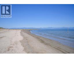 8998 Clarkson Ave, Black Creek, BC V9J1B2 Photo 34