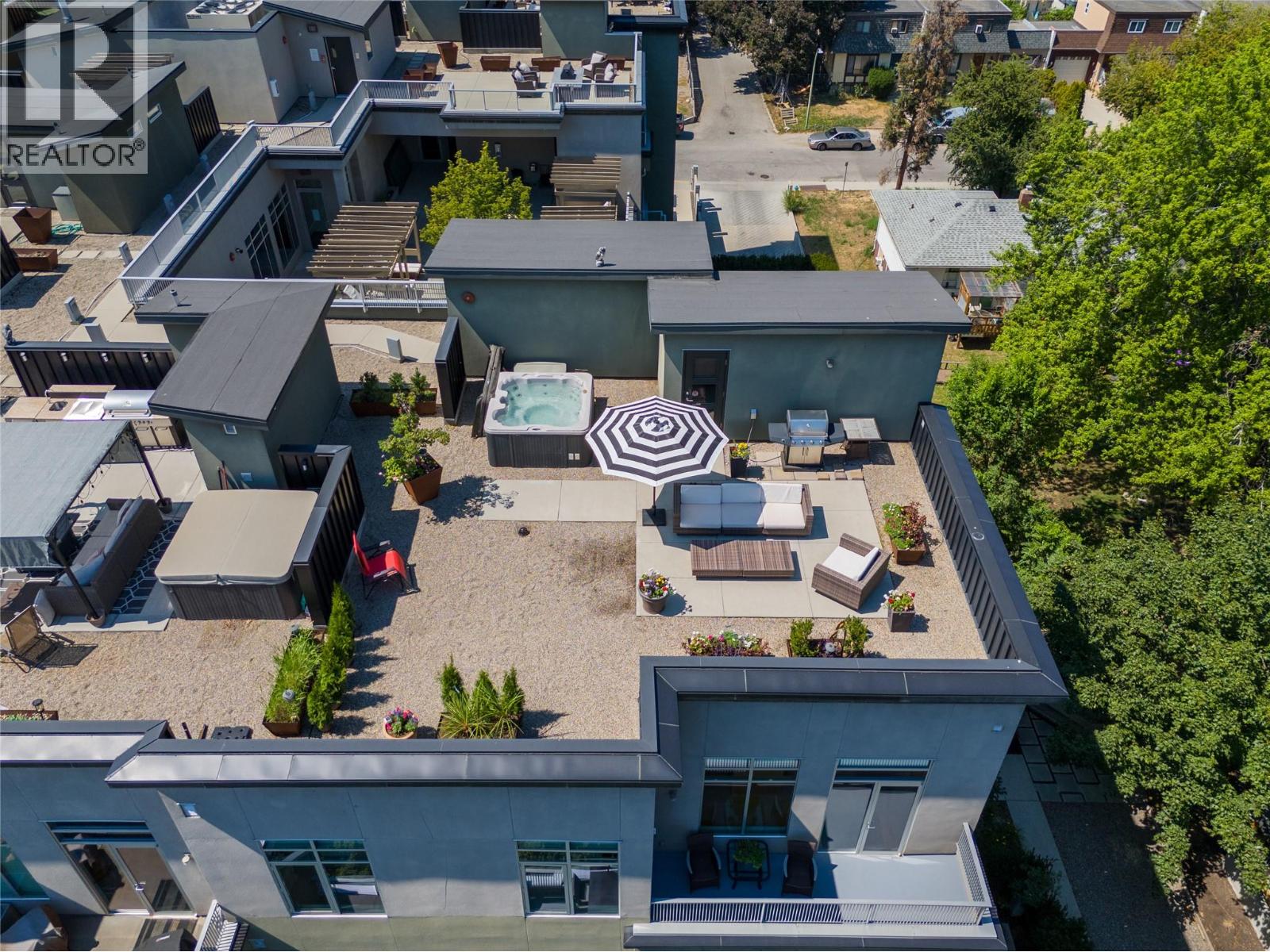 #409 1495 Graham Street - 25