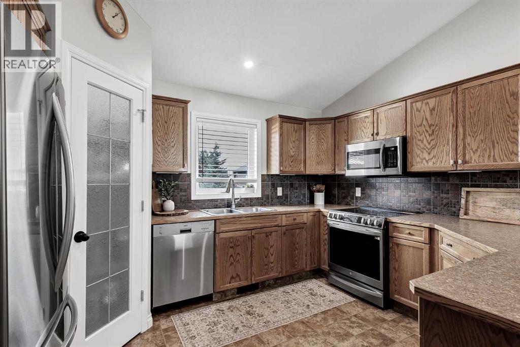 Corner pantry