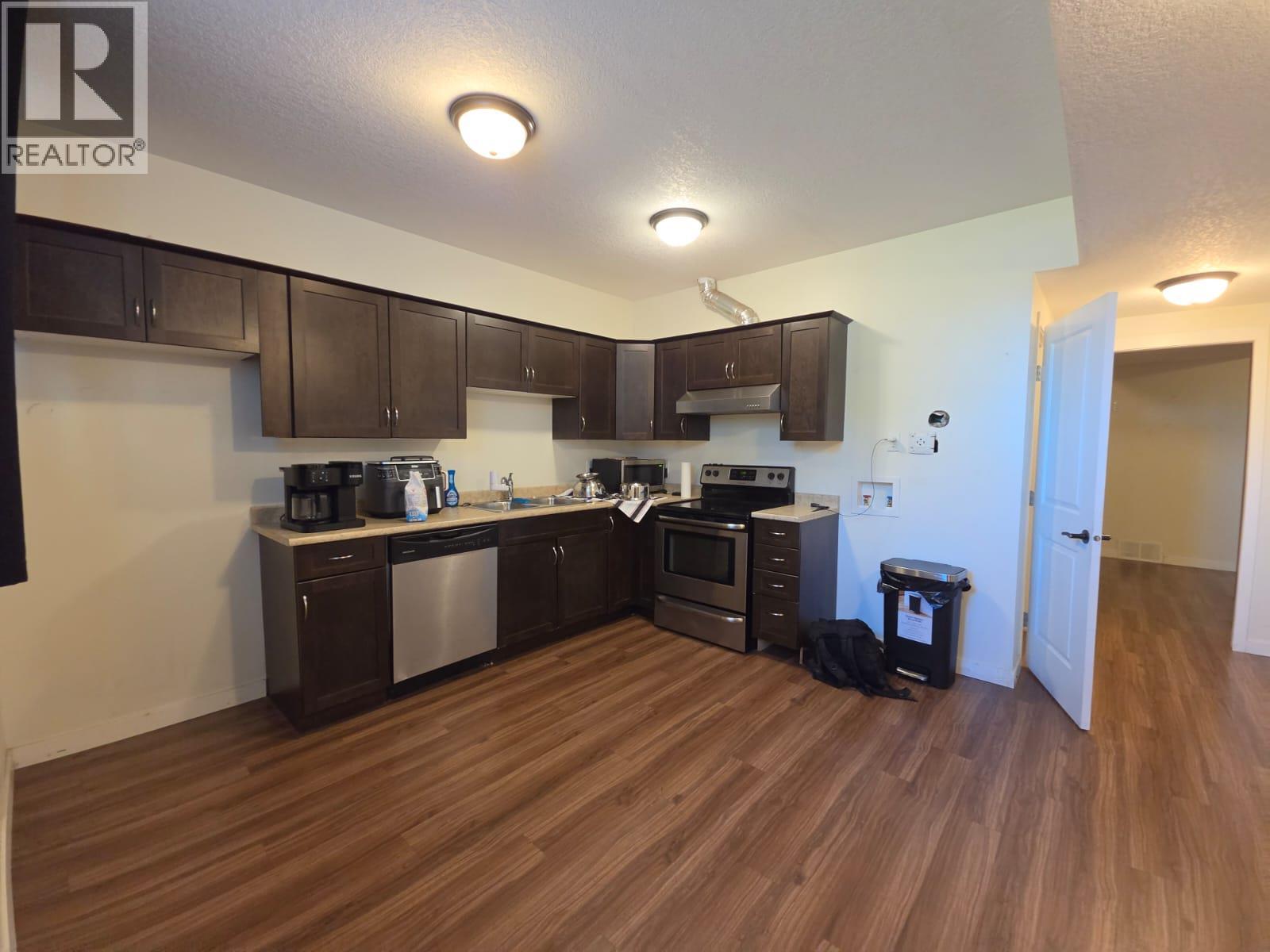 4608 50 Avenue NE - Image 35