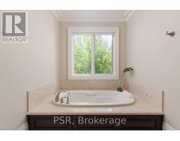 94 Munro Boulevard, Toronto, ON M2P1C4 Photo 27