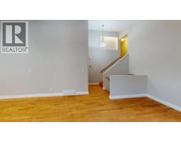 118 Wanyandi Avenue, Hinton, AB T7V1M6 Photo 6