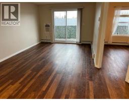 205, 228 Pembina Avenue, Hinton, AB T7V0A5 Photo 6