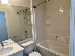 21 Lyra Gate, Winnipeg, MB R2V5A9 Photo 11