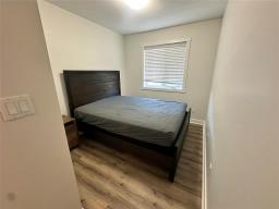 21 Lyra Gate, Winnipeg, MB R2V5A9 Photo 10