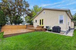 63 Rothshire Place, Winnipeg, MB R2C5E1 Photo 28