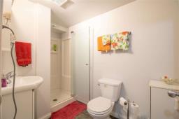 230 Lilac Bay, Steinbach, MB R5G2C9 Photo 13