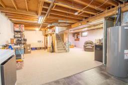 230 Lilac Bay, Steinbach, MB R5G2C9 Photo 14