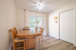 230 Lilac Bay, Steinbach, MB R5G2C9 Photo 8