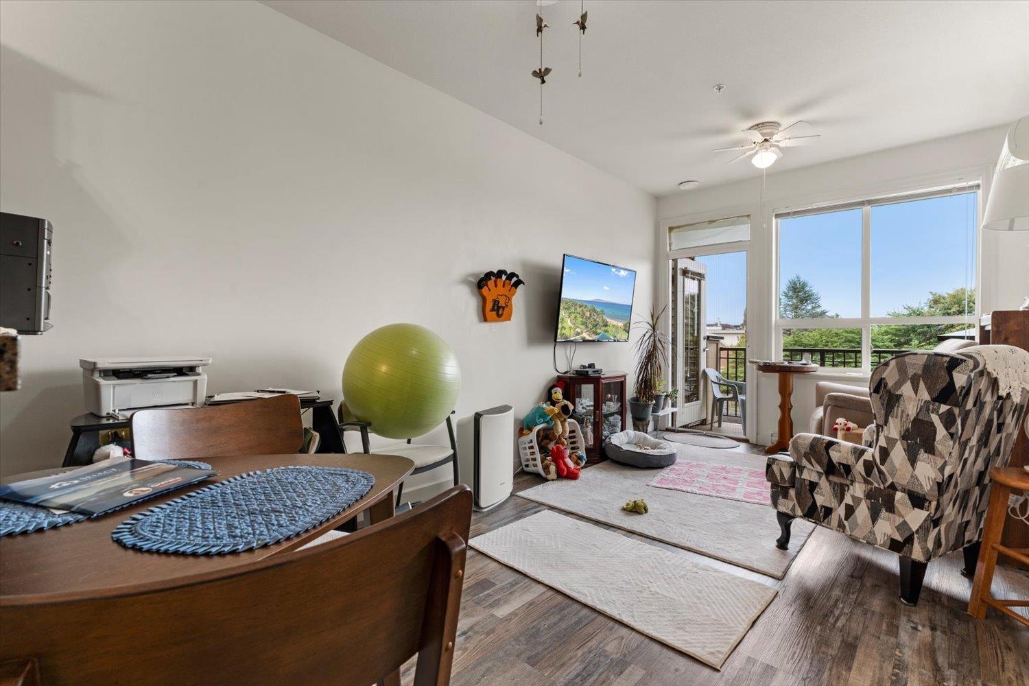 Photo of 313 8531 YOUNG ROAD, Chilliwack Proper South 7