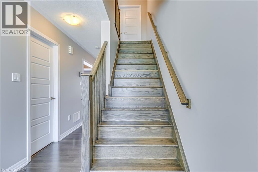 212 ELLEN DAVIDSON Drive - 28