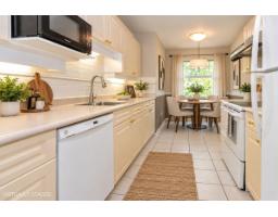 310 16065 83 Avenue, Surrey, BC V4N0N2 Photo 10