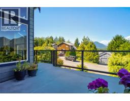 607 Pfeiffer Cres, Tofino, BC V0R2Z0 Photo 20