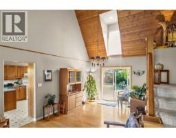 607 Pfeiffer Cres, Tofino, BC V0R2Z0 Photo 29
