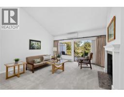 Ensuite - 23 4360 Emily Carr Dr, Saanich, BC V8X4Y4 Photo 6