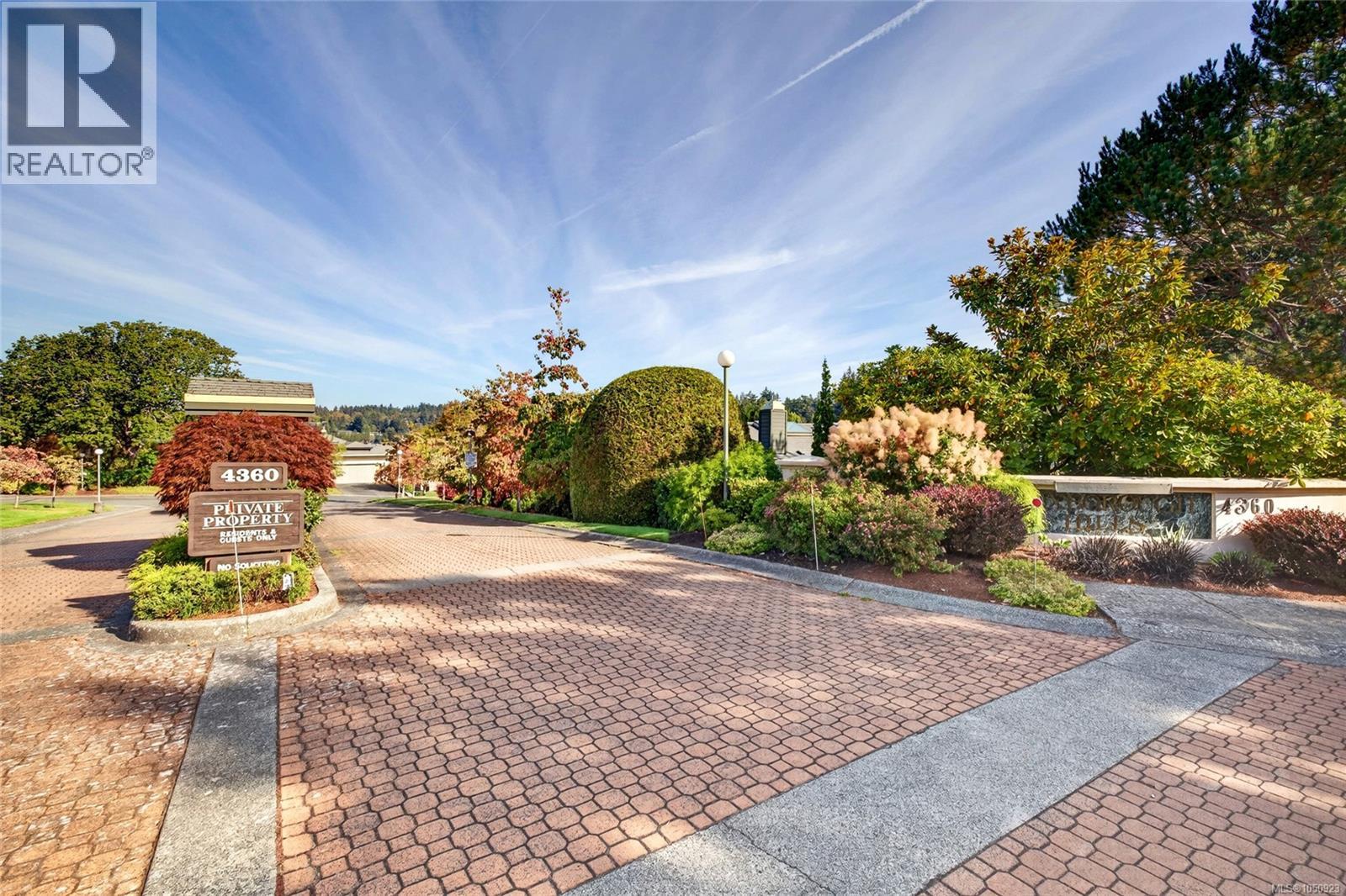 #23 4360 Emily Carr Dr - 40