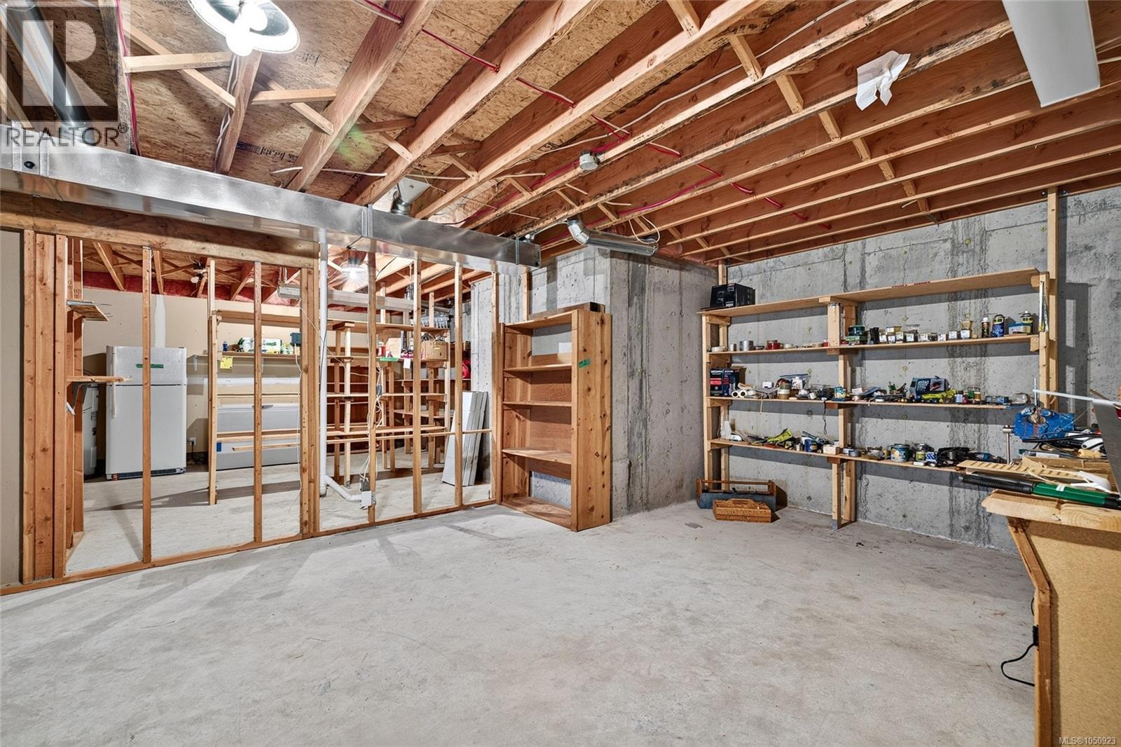 #23 4360 Emily Carr Dr - Image 39